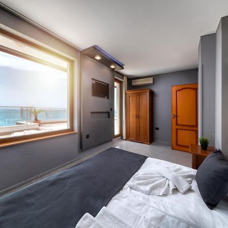Petrov Family Hotel Nesebar Ngoại thất bức ảnh