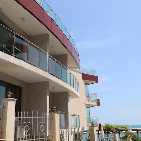 Petrov Family Hotel Nesebar Ngoại thất bức ảnh