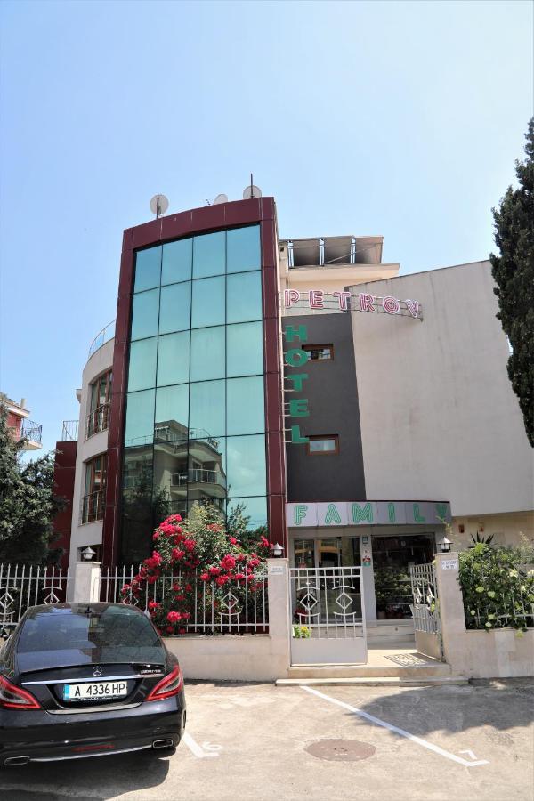 Petrov Family Hotel Nesebar Ngoại thất bức ảnh