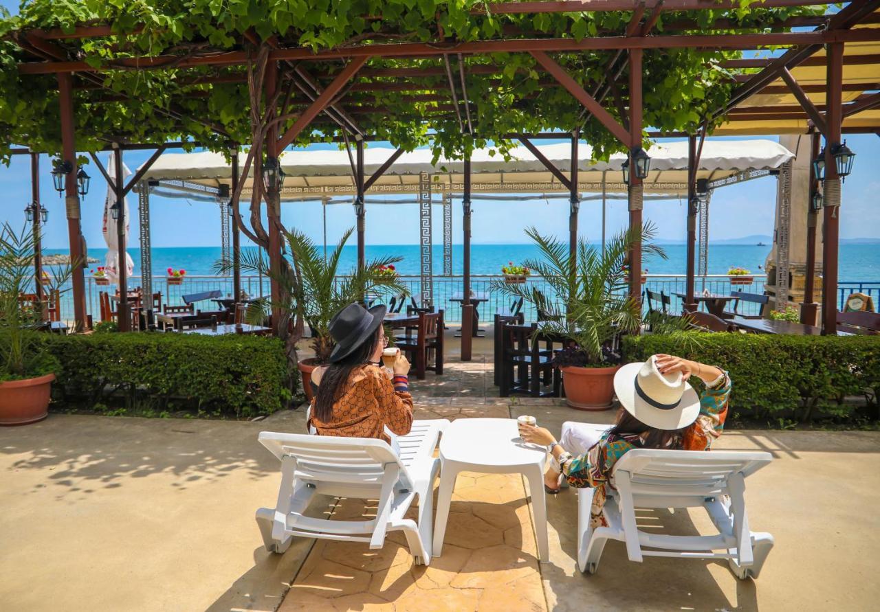 Petrov Family Hotel Nesebar Ngoại thất bức ảnh