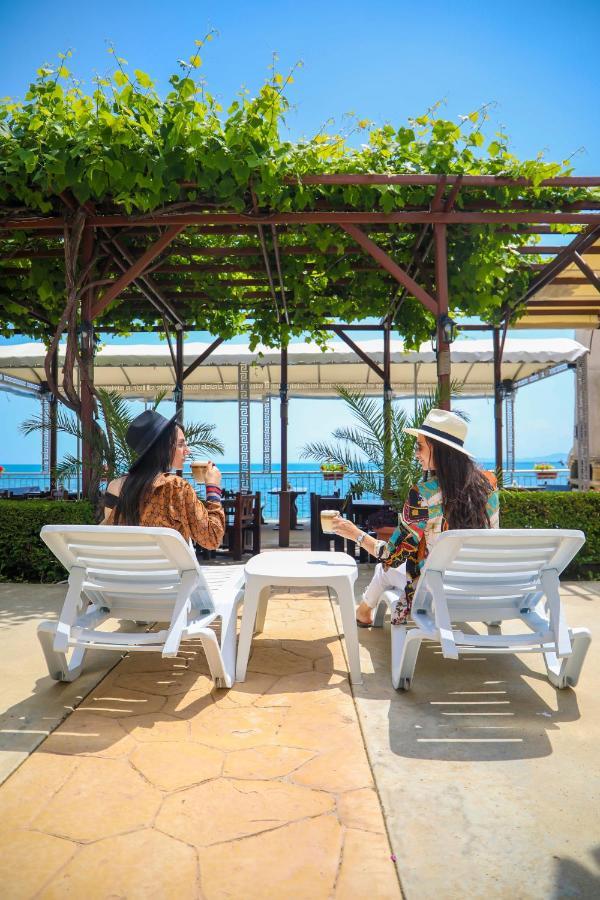 Petrov Family Hotel Nesebar Ngoại thất bức ảnh